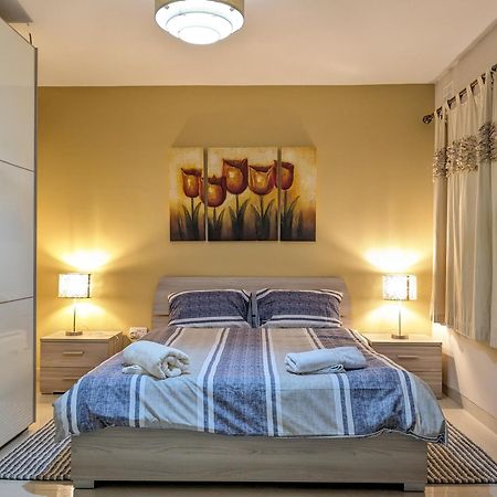 Sweetholidays Malta Lägenhet Sliema Exteriör bild