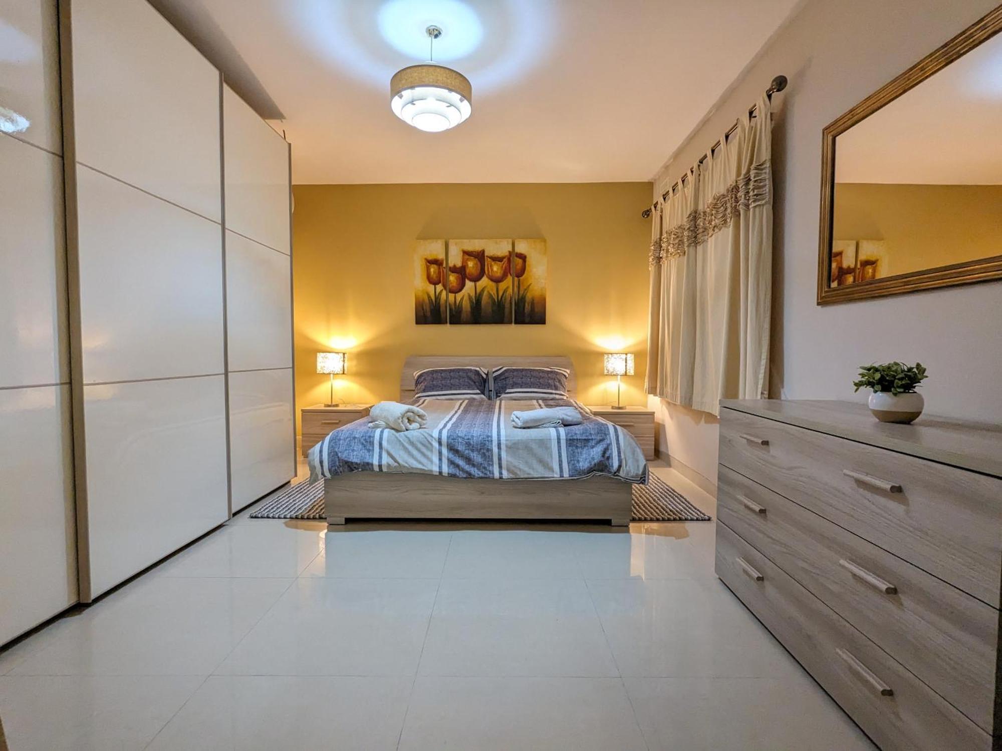 Sweetholidays Malta Lägenhet Sliema Exteriör bild